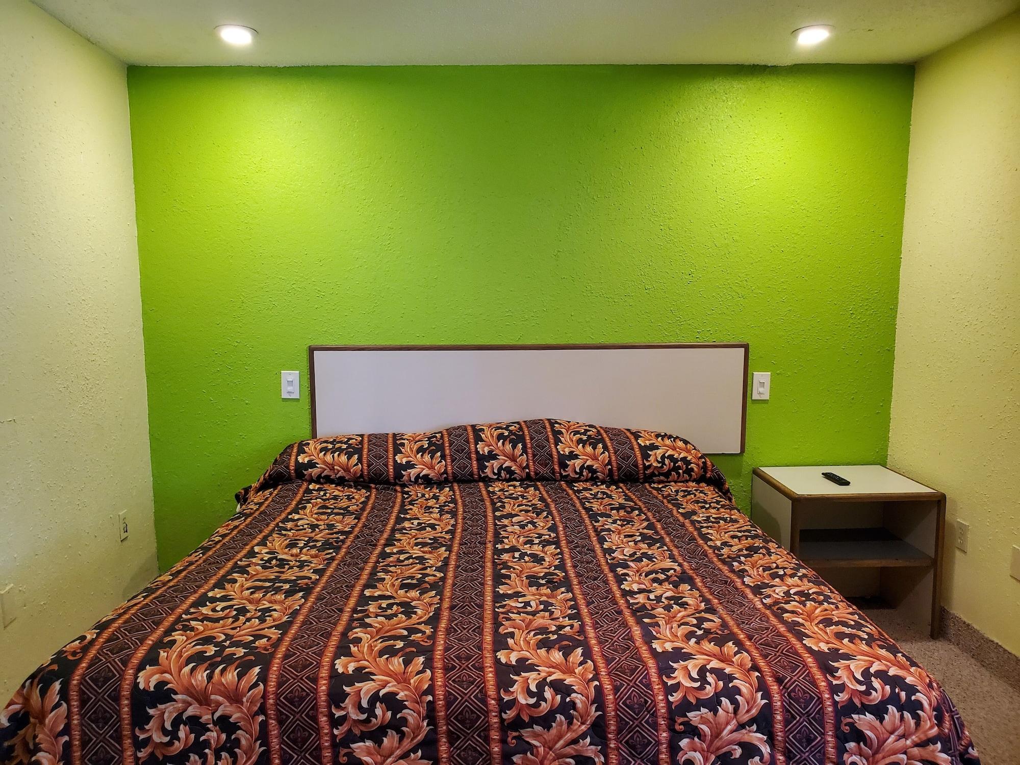 Travel Inn Motel Hartford Buitenkant foto